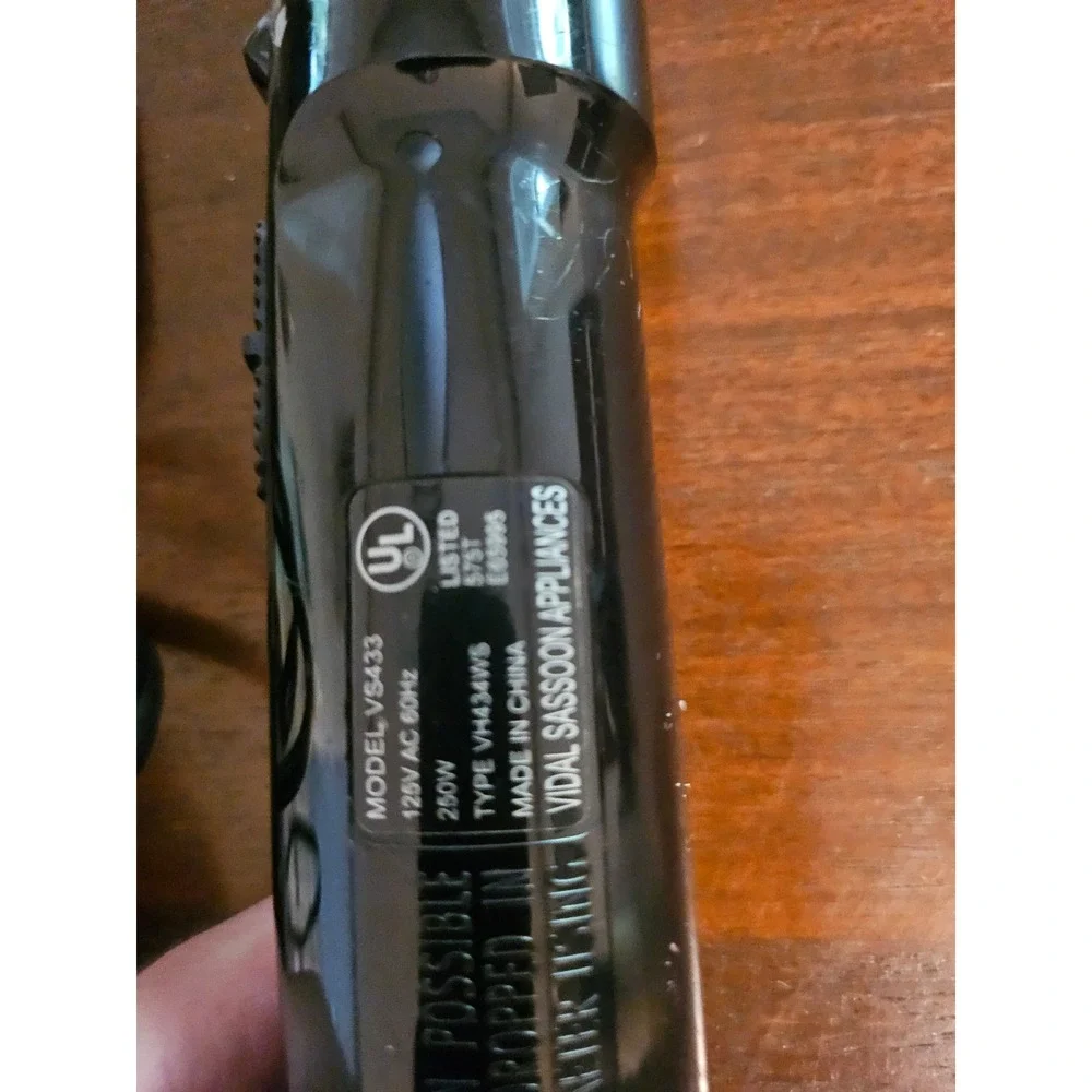 Vidal Sassoon Hot Air Brush Styler Women Black VS433 Curl Release 250W